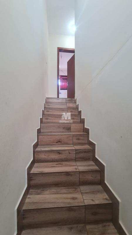 Casa à venda no bairro Tomaz Coelho: