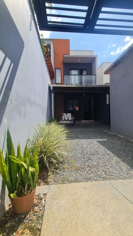 Casa à venda no bairro Tomaz Coelho: 