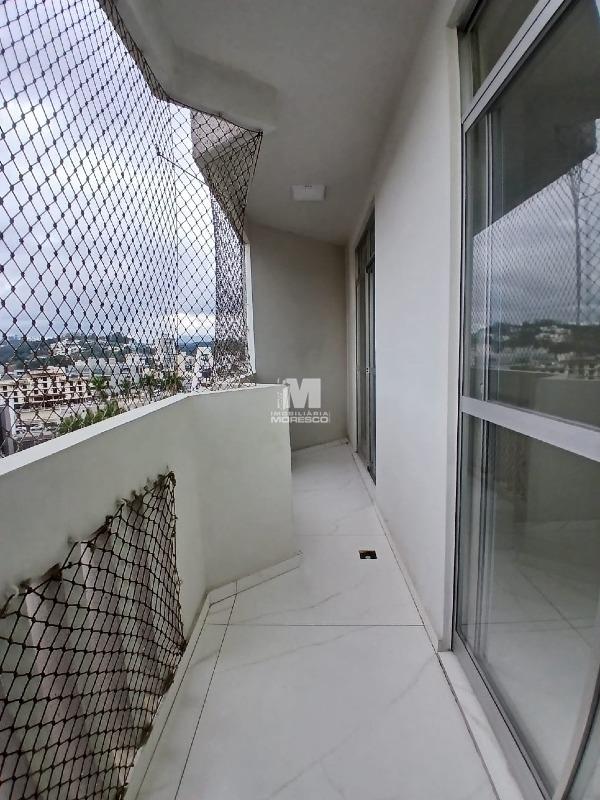 Apartamento à venda no bairro Centro I: 