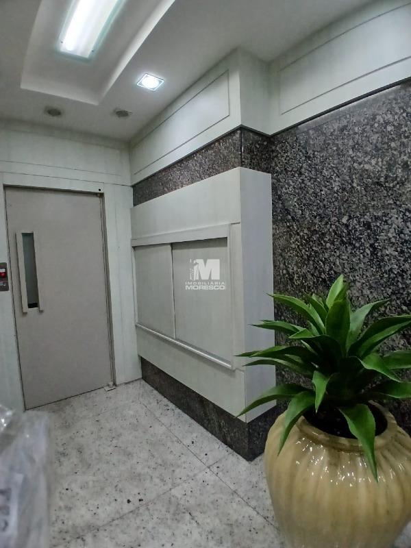 Apartamento à venda no bairro Centro I: 