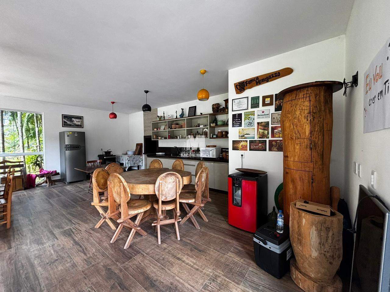 Casa à venda no bairro Centro: 