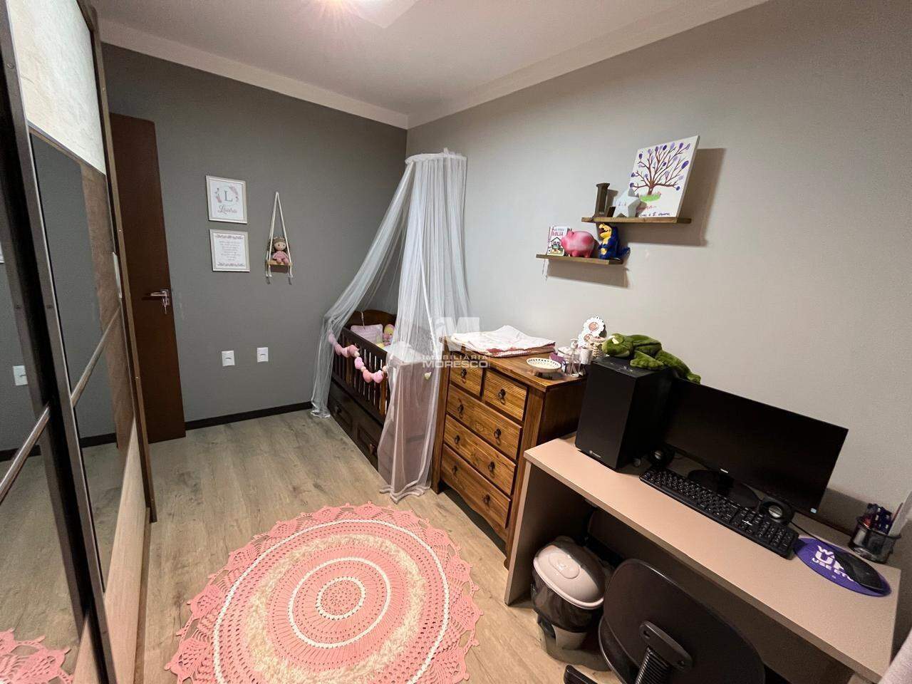 Casa à venda no bairro Souza Cruz: 