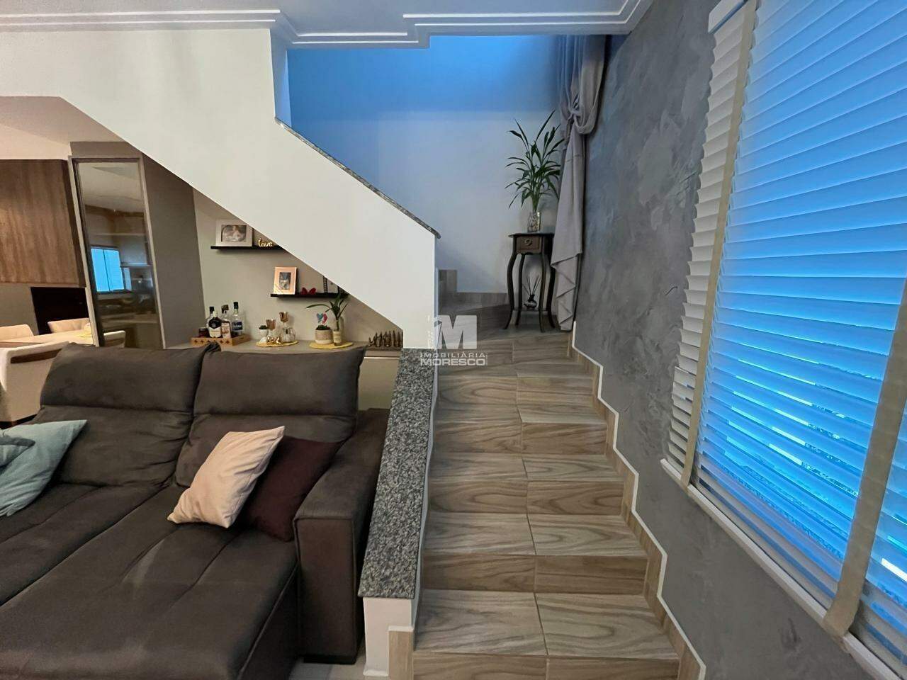 Casa à venda no bairro Souza Cruz: 