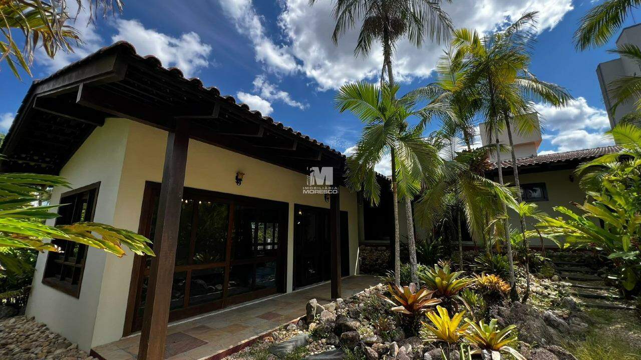 Casa para aluguel no bairro Centro I: