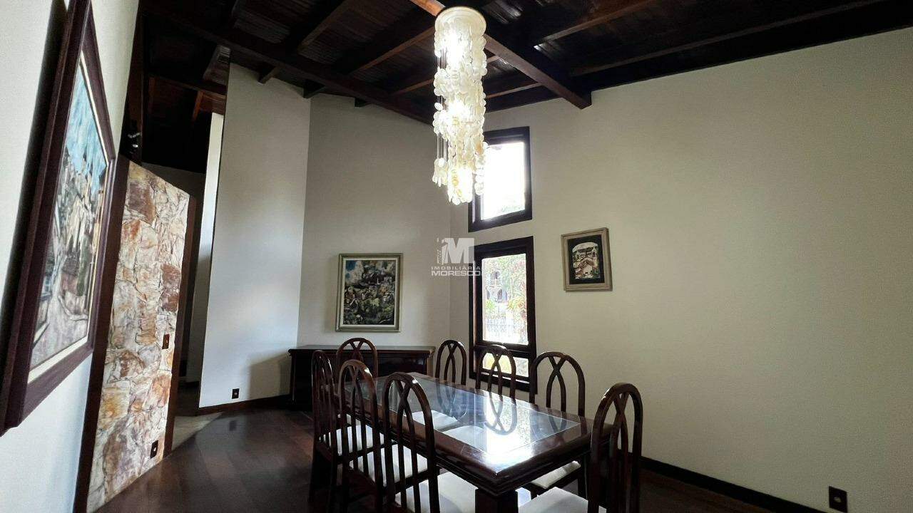 Casa para aluguel no bairro Centro I: 