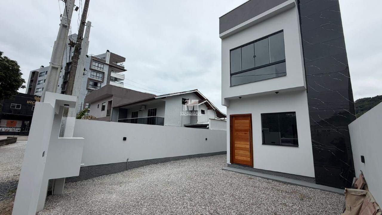 Casa de 2 quartos, 80m² no bairro Paquetá, em Brusque | Eu Corretor