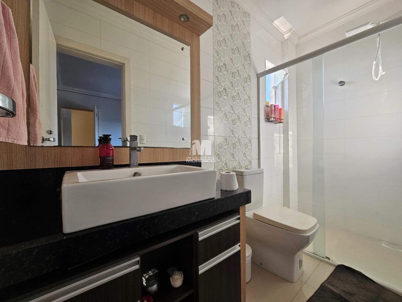 Apartamento à venda no bairro Guarani: 