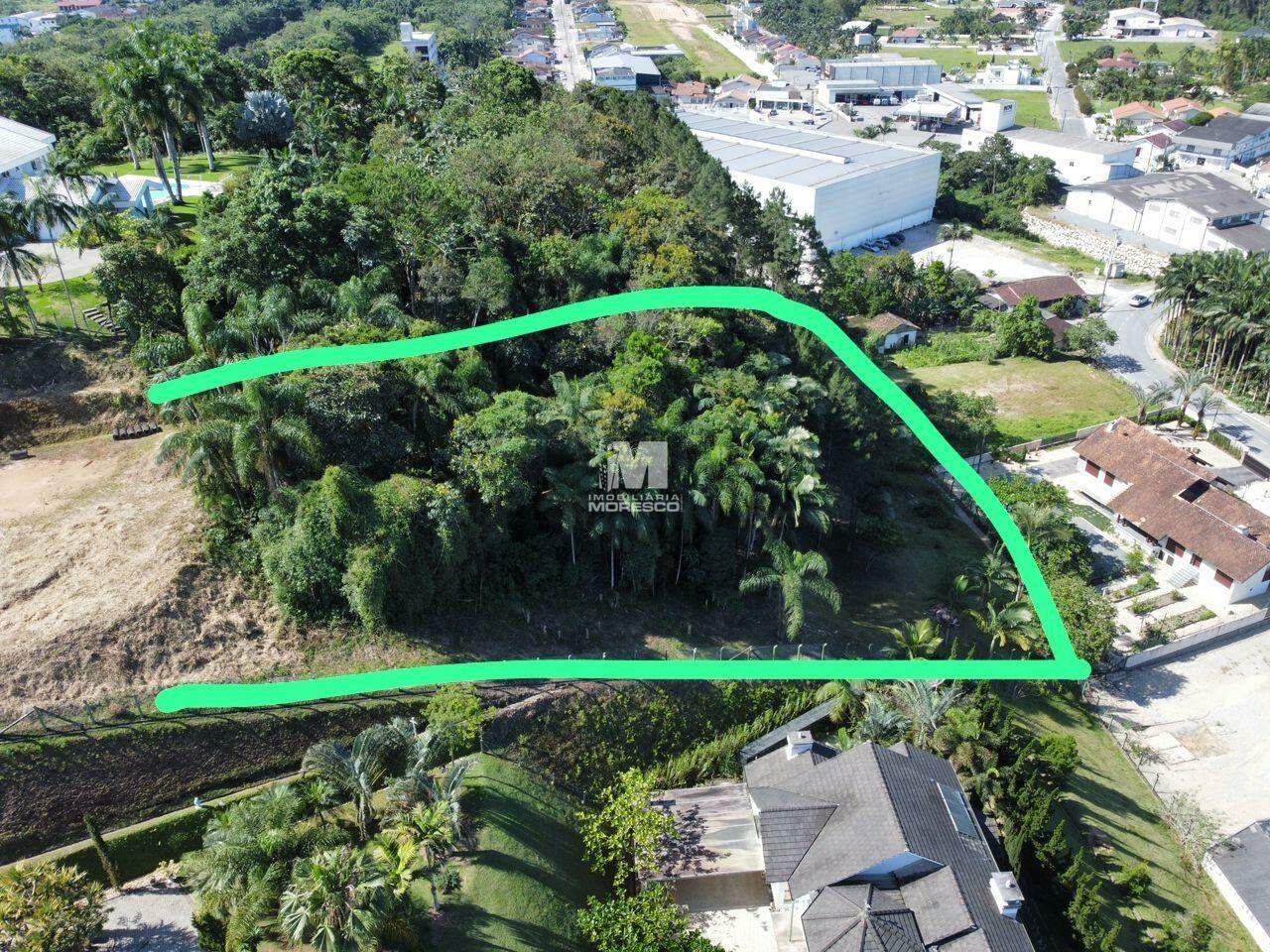 Terreno à venda no bairro Centro II: 