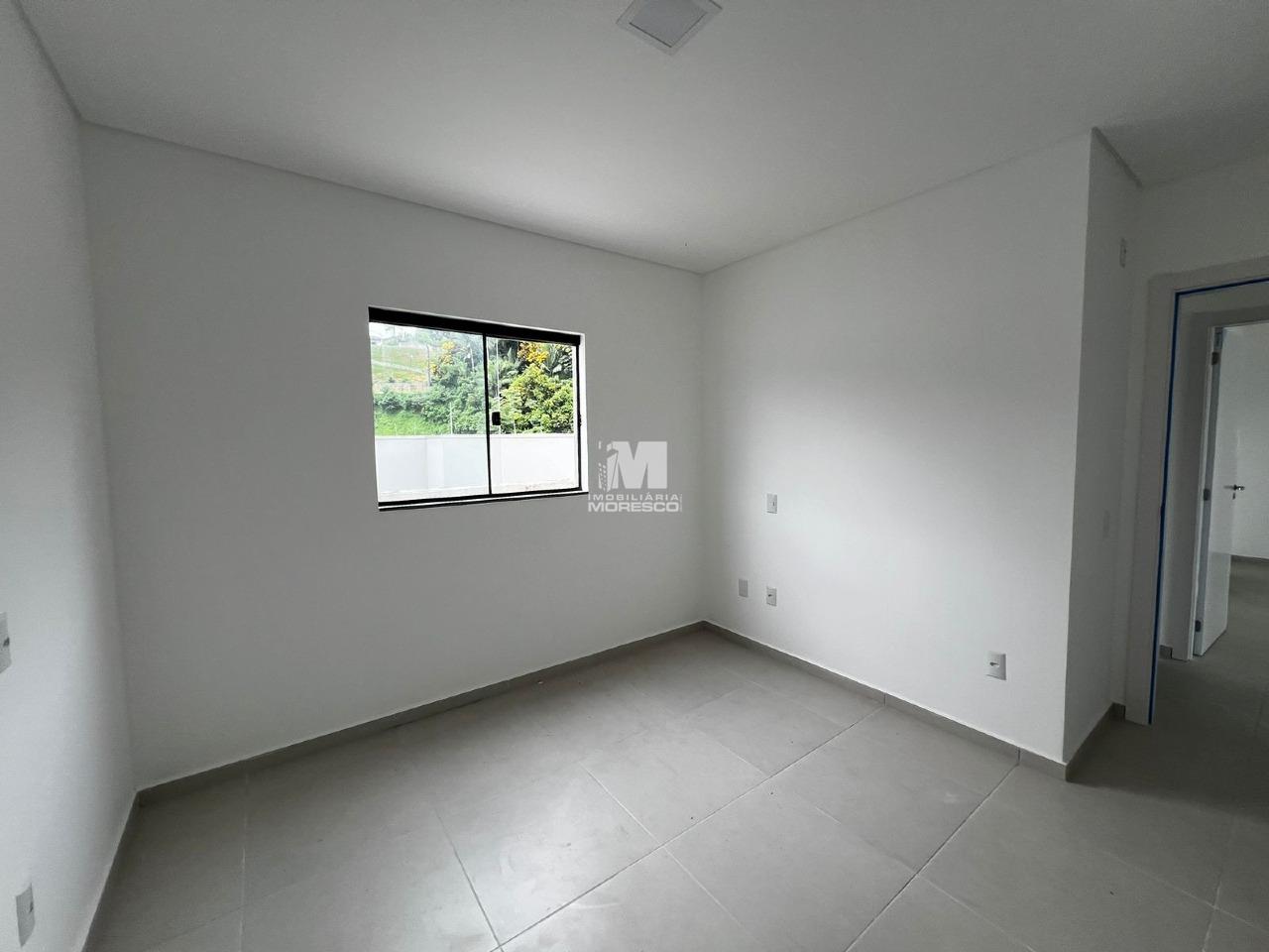 Apartamento para aluguel no bairro Souza Cruz: 