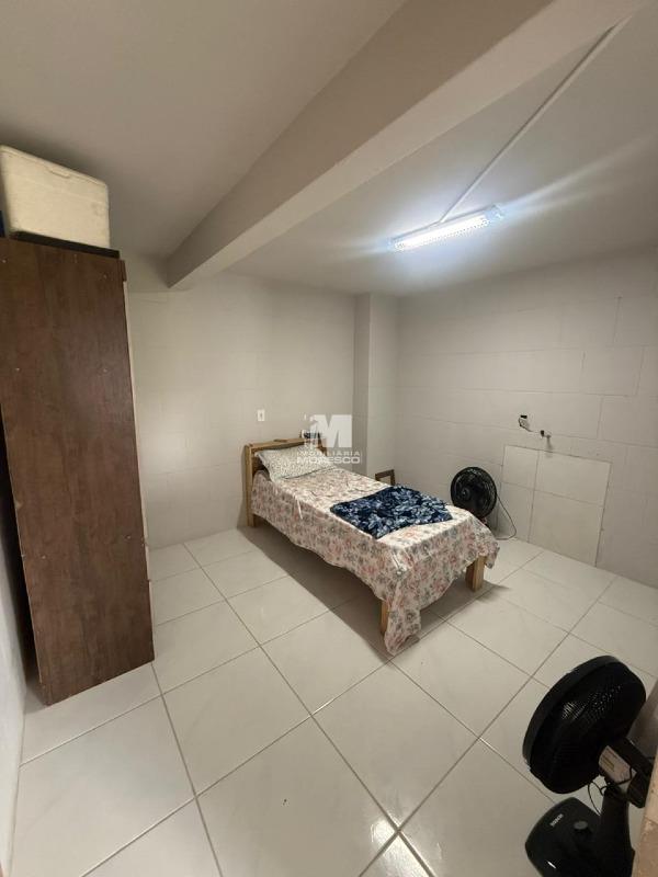 Casa à venda no bairro Limoeiro: