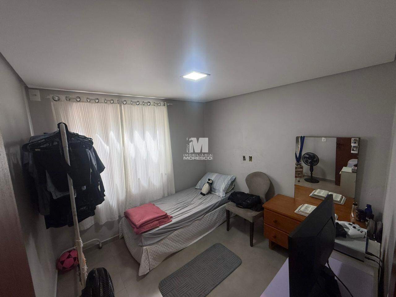 Casa à venda no bairro Limoeiro: