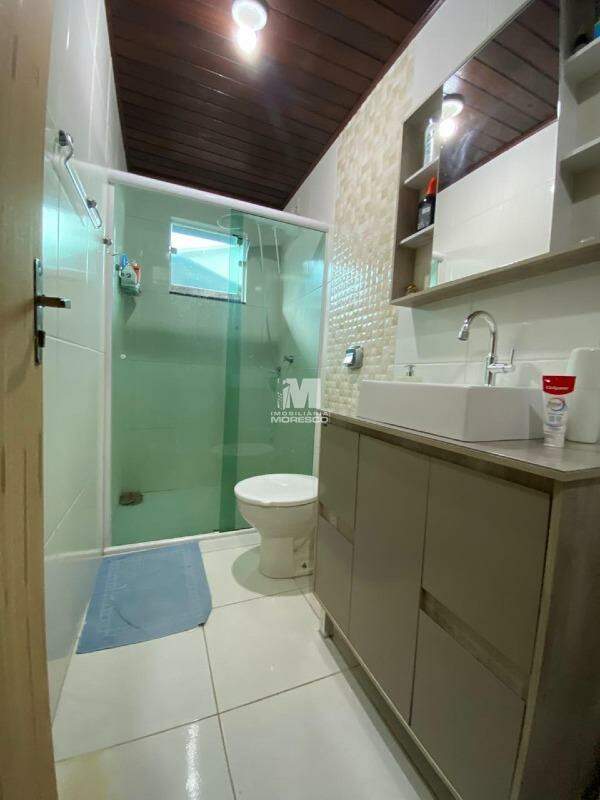 Casa à venda no bairro Limoeiro: