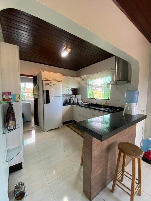 Casa à venda no bairro Limoeiro: