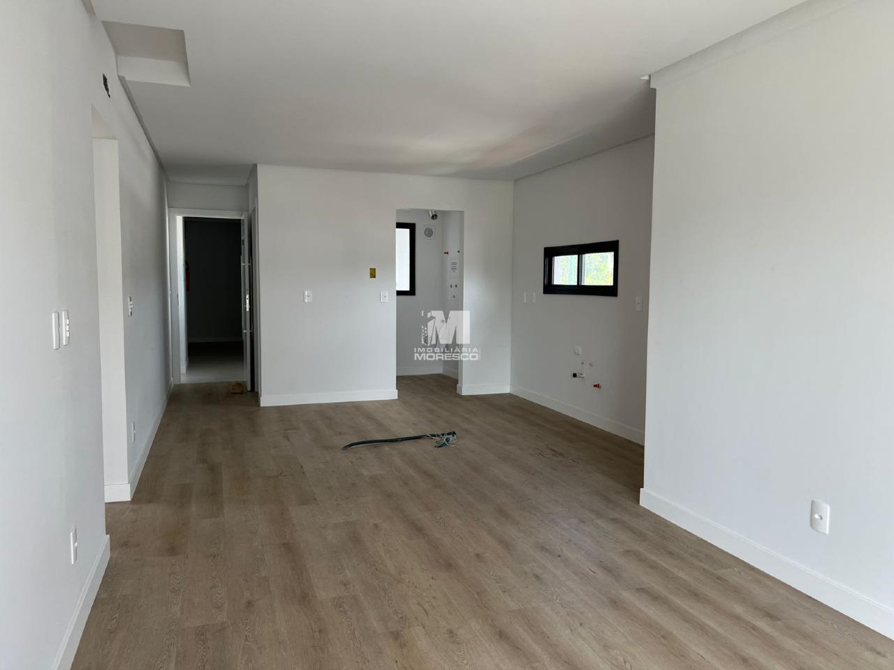 Apartamento à venda no bairro Santa Terezinha: 