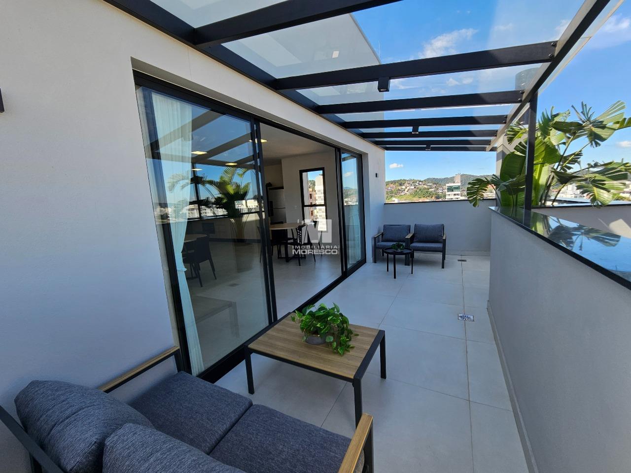 Apartamento à venda no bairro Santa Terezinha: 