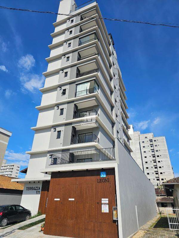 Apartamento à venda no bairro Santa Terezinha: 