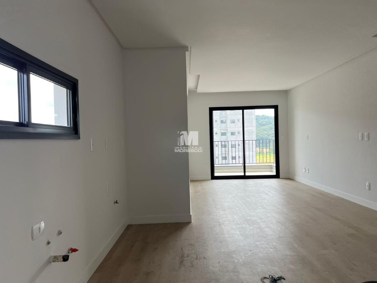 Apartamento à venda no bairro Santa Terezinha: 