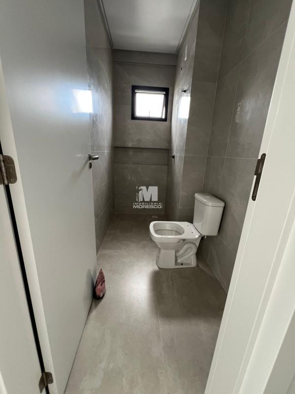 Apartamento à venda no bairro Santa Terezinha: 