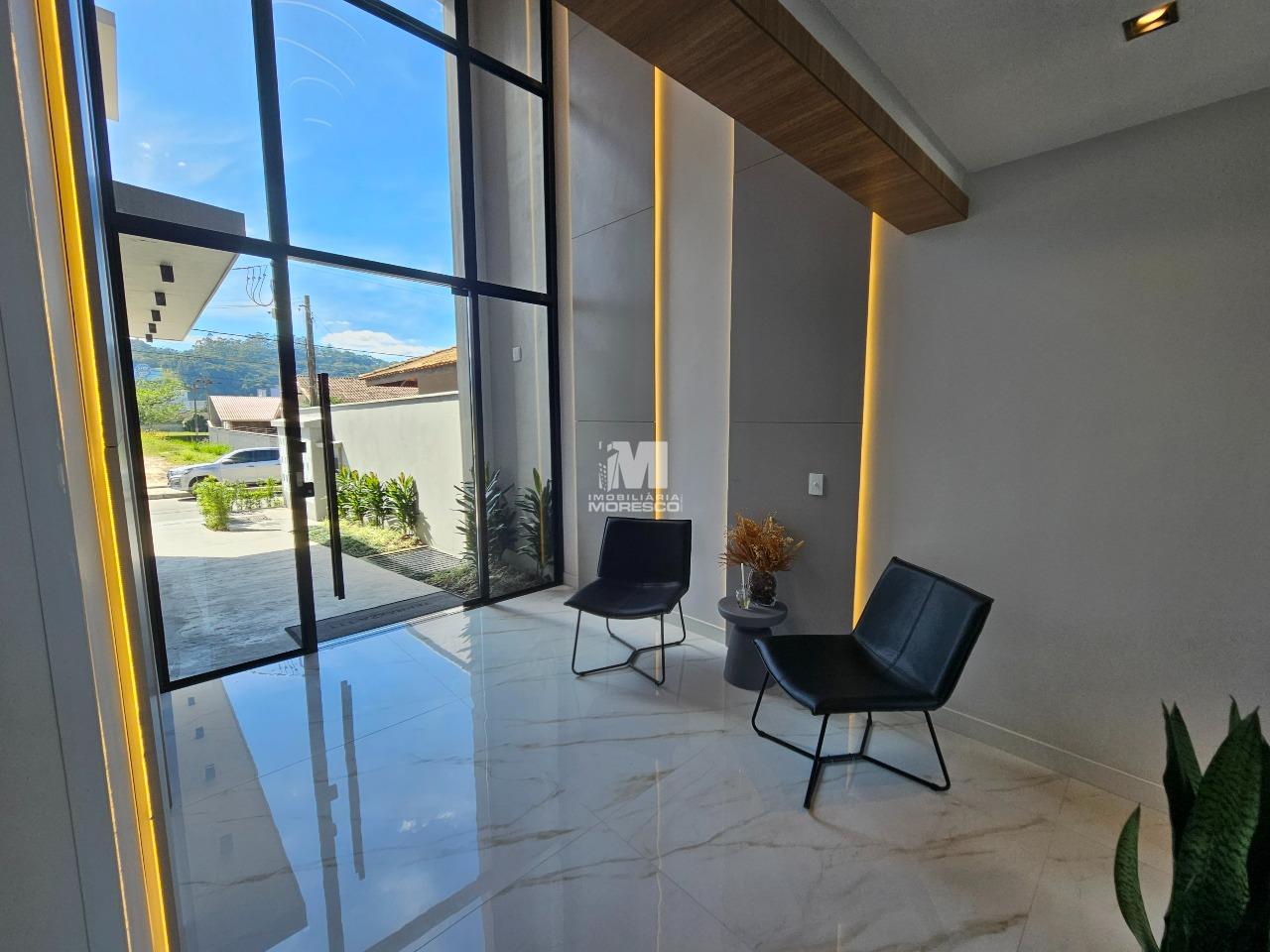 Apartamento à venda no bairro Santa Terezinha: 