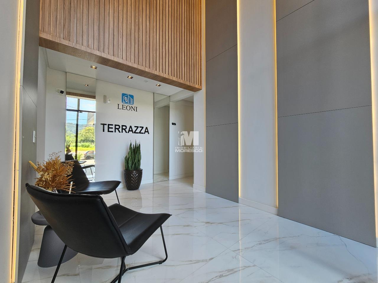 Apartamento à venda no bairro Santa Terezinha: 