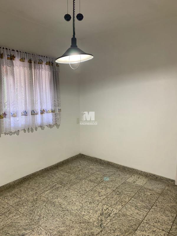 Casa à venda no bairro Primeiro de Maio: