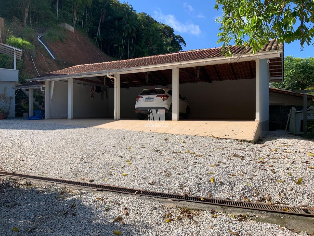 Casa à venda no bairro Primeiro de Maio: