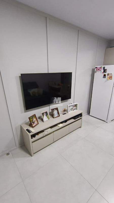 Apartamento para aluguel no bairro Primeiro de Maio: