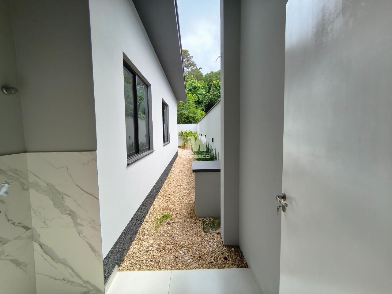 Casa à venda no bairro Aymoré: