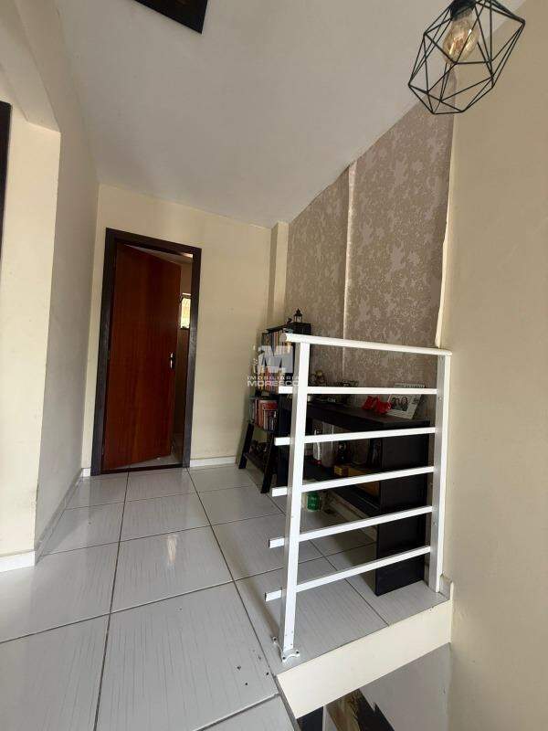 Casa à venda no bairro Guabiruba Sul: 