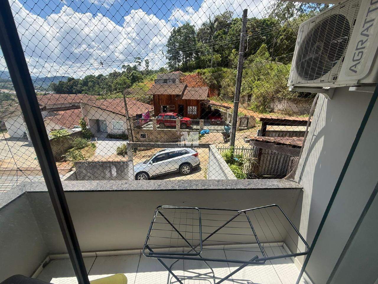 Casa à venda no bairro Guabiruba Sul: 