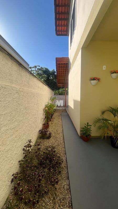 Casa para aluguel no bairro Dom Joaquim: 