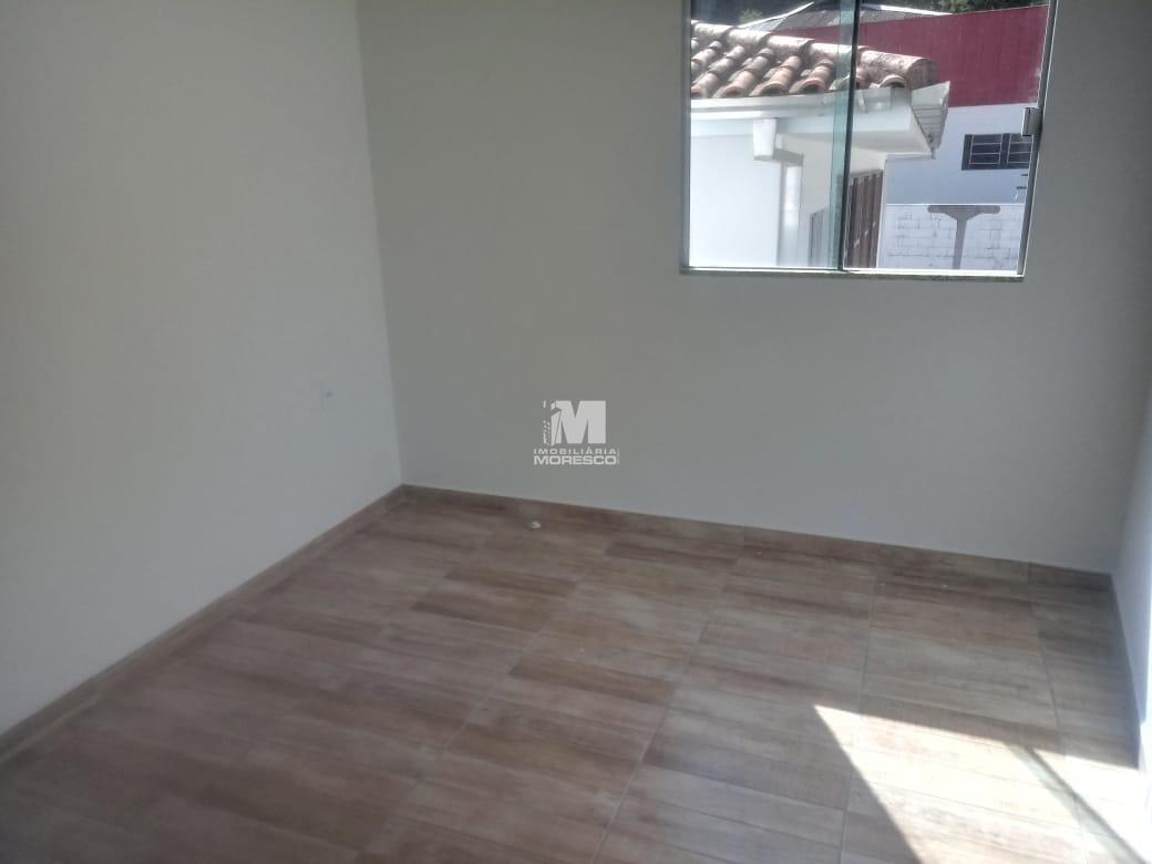 Casa para aluguel no bairro Azambuja: 