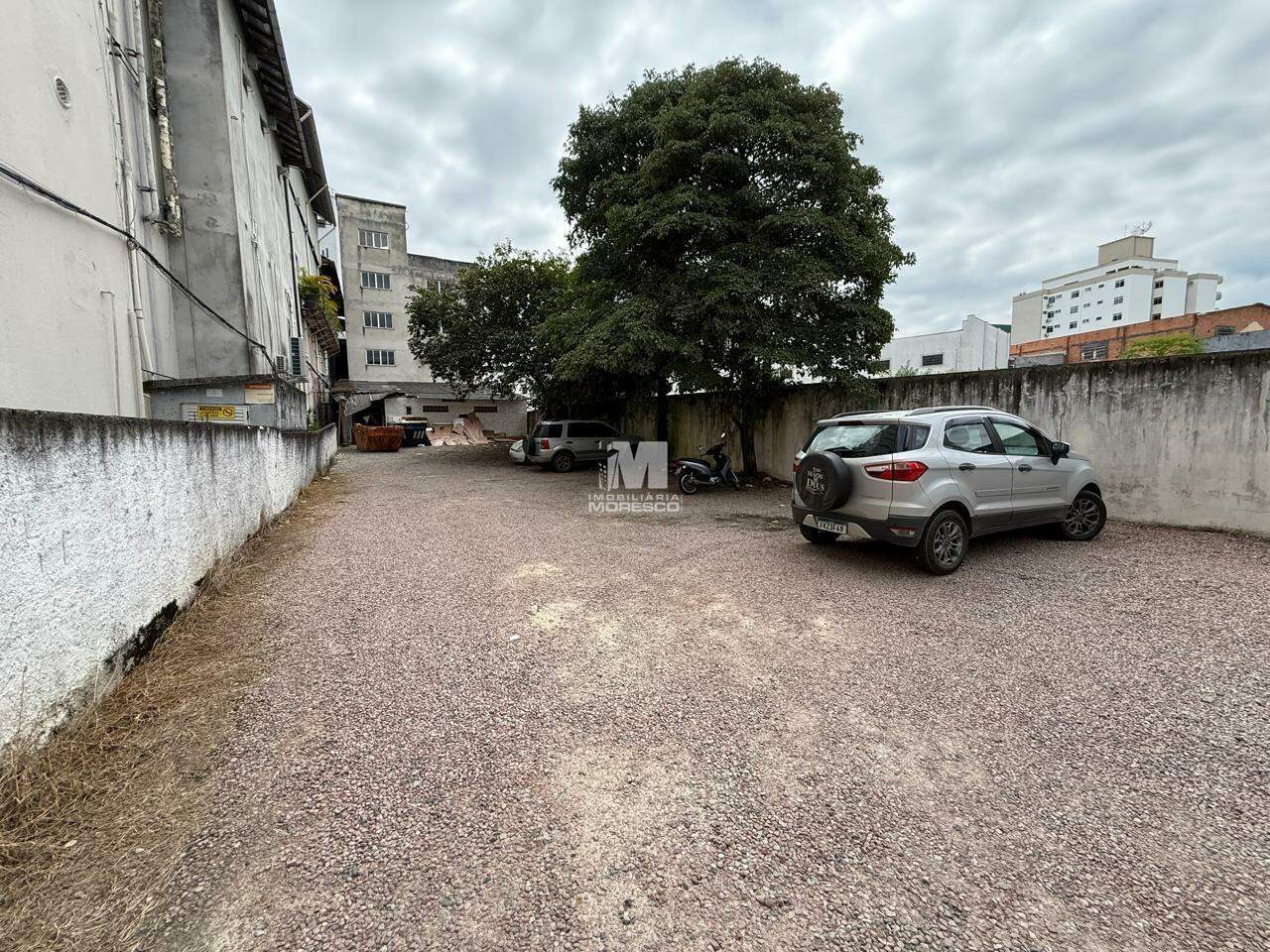 Terreno à venda no bairro Centro: 
