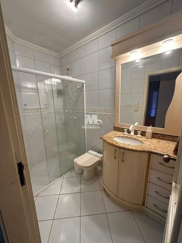 Casa à venda no bairro Souza Cruz: