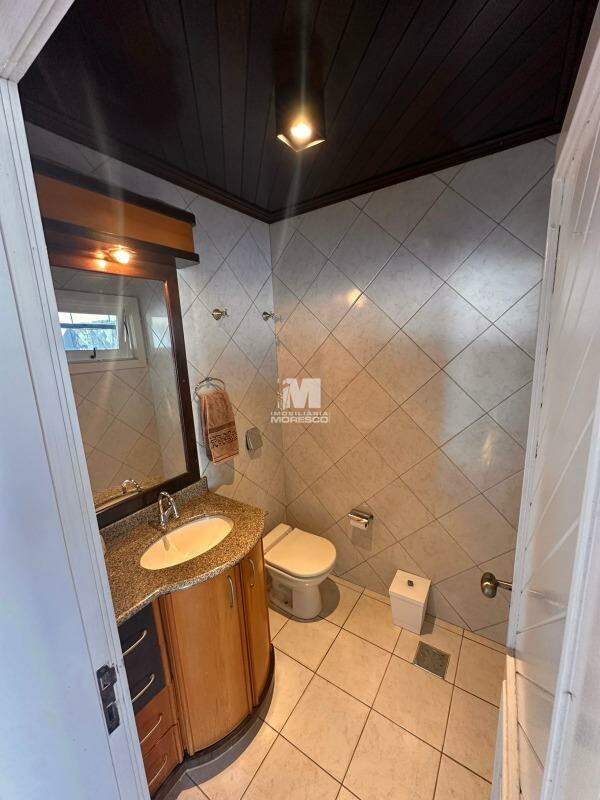 Casa à venda no bairro Souza Cruz: