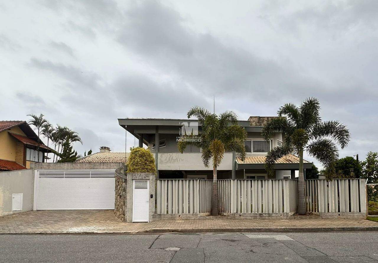 Casa à venda no bairro Souza Cruz: 