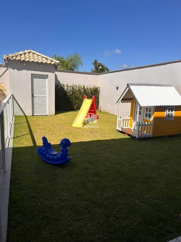 Casa à venda no bairro Souza Cruz: