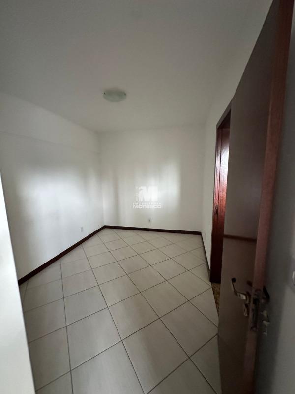 Apartamento para aluguel no bairro Jardim Maluche: 