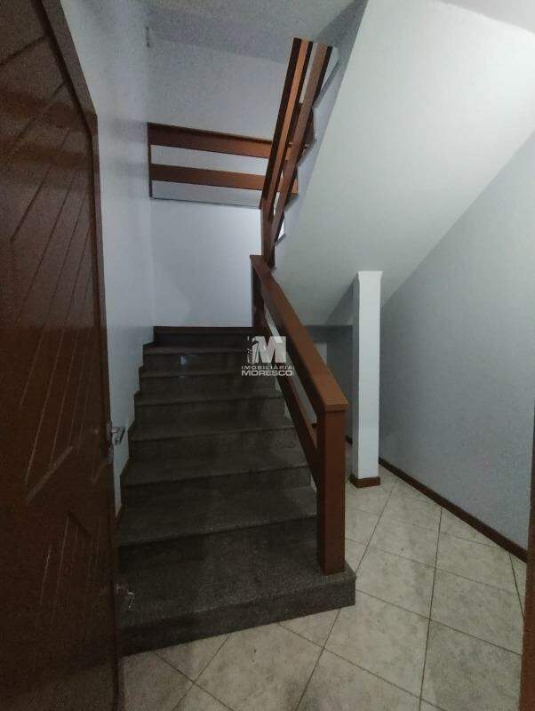Casa Comercial à venda no bairro Souza Cruz: