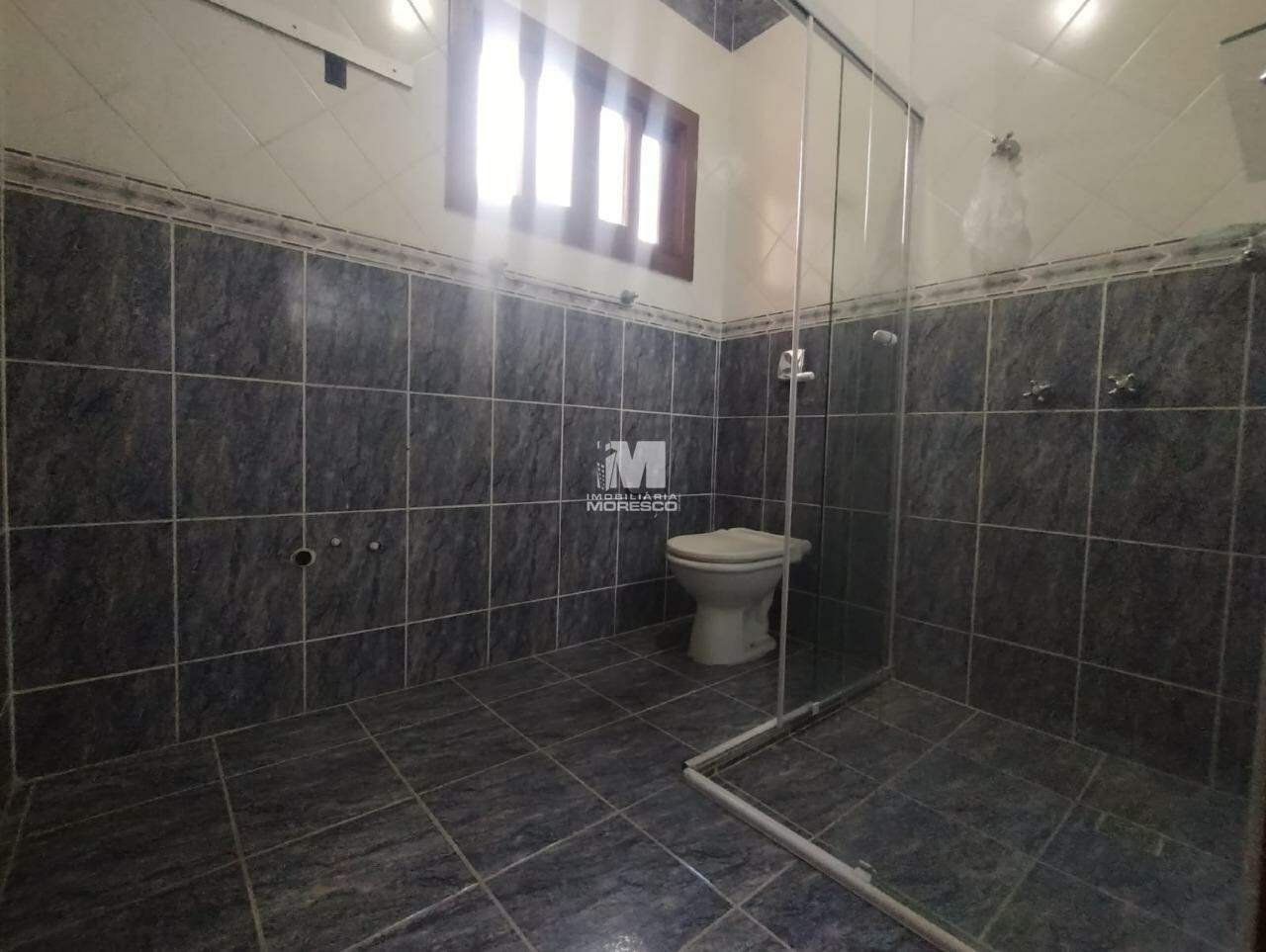 Casa Comercial à venda no bairro Souza Cruz: