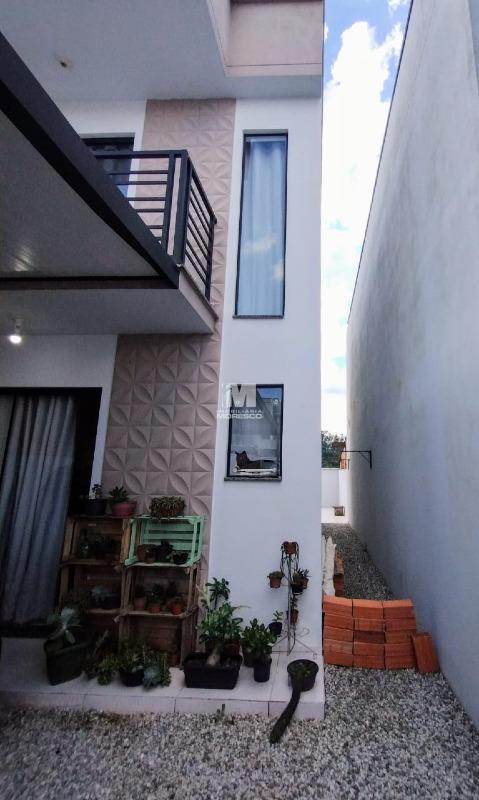 Casa à venda no bairro Volta Grande: 