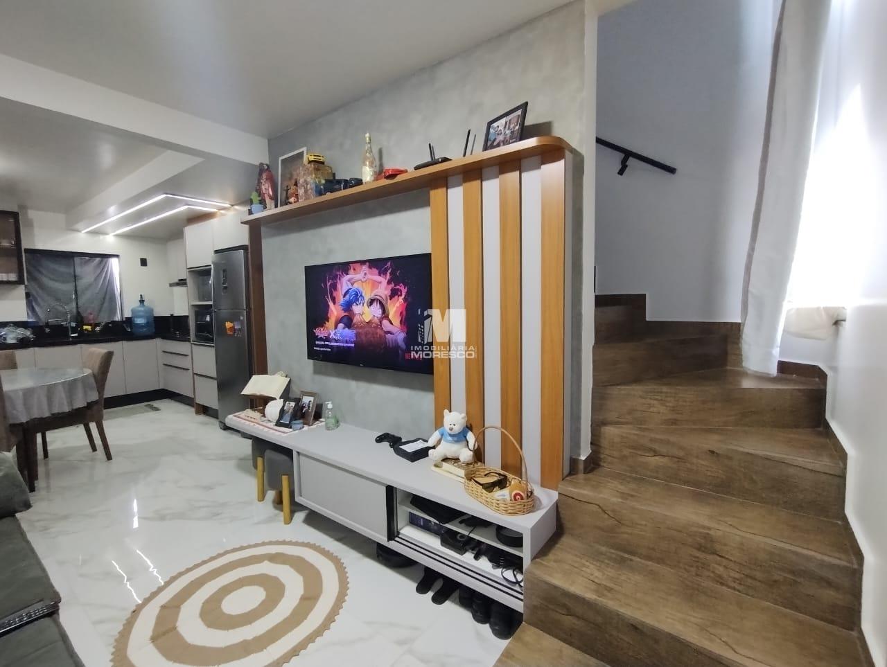 Casa à venda no bairro Volta Grande: 