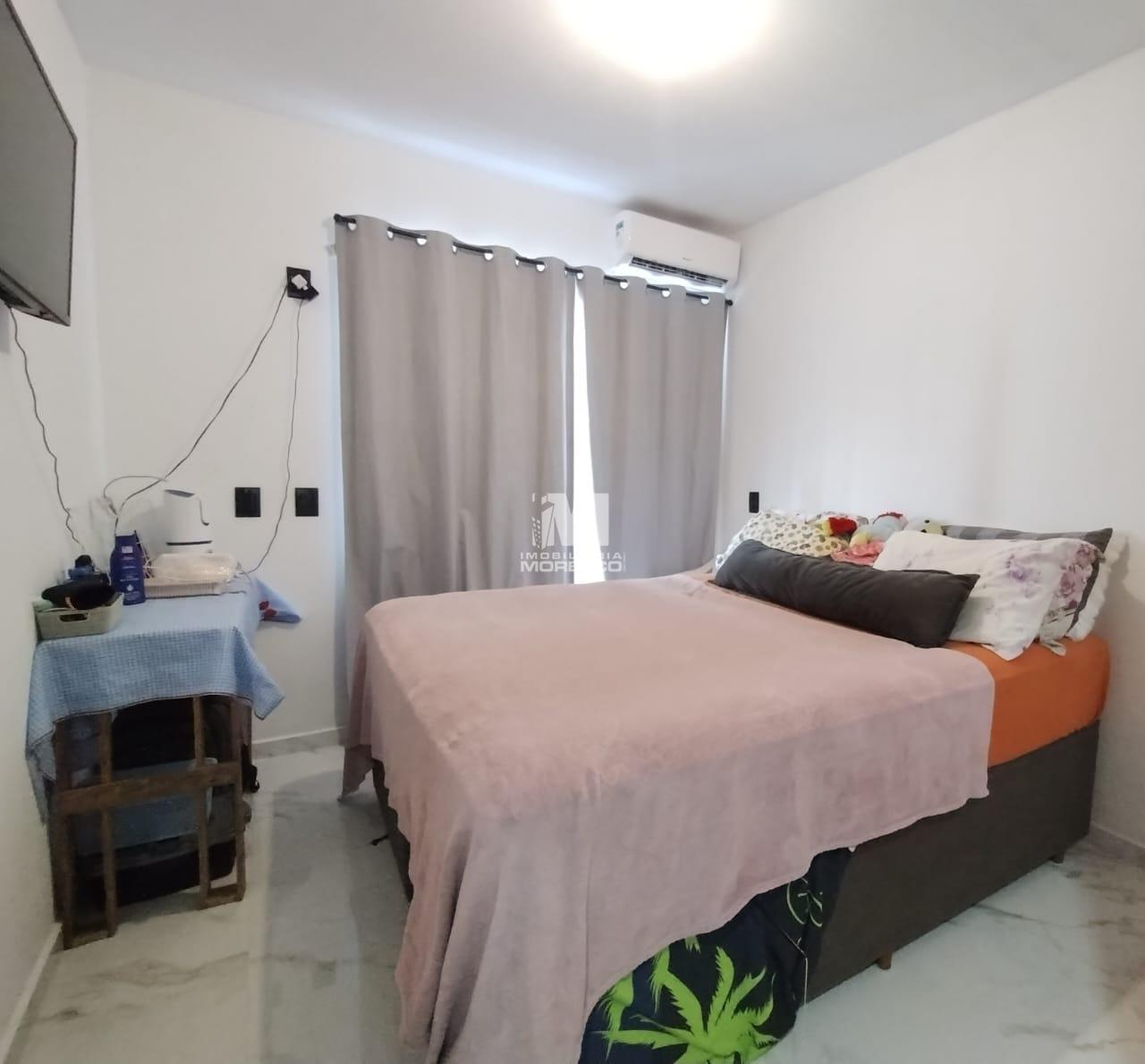 Casa à venda no bairro Volta Grande: 