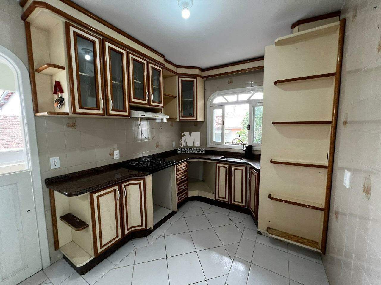 Casa para aluguel no bairro São Luiz: 