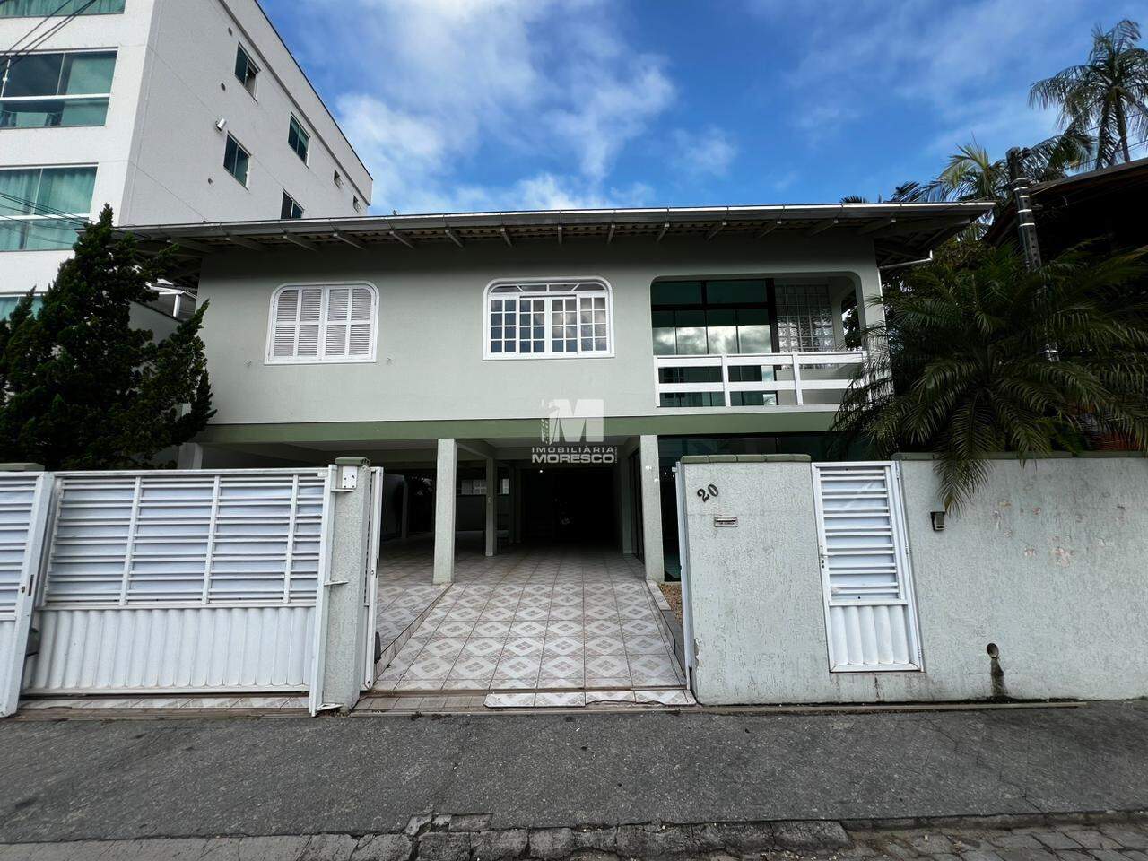 Casa para aluguel no bairro São Luiz: 