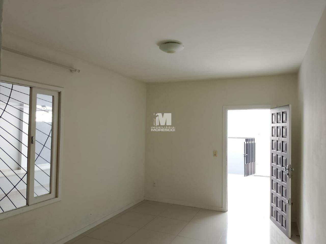 Casa para aluguel no bairro Centro II: 
