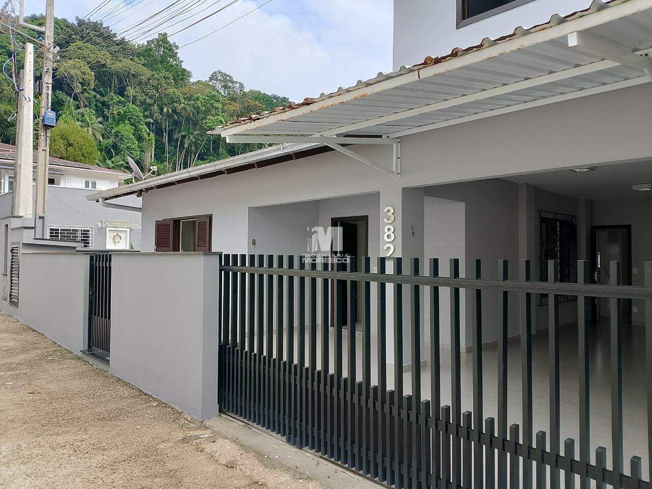 Casa para aluguel no bairro Centro II: 