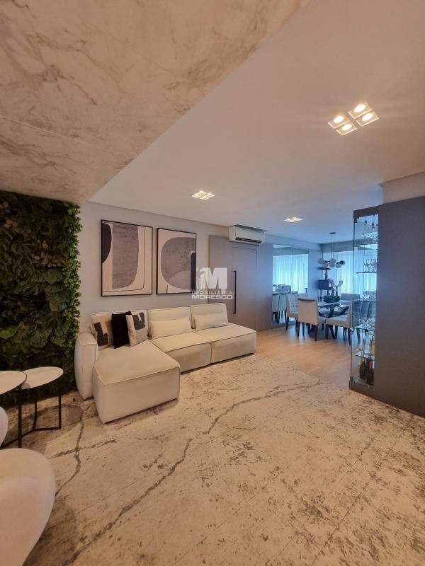 Apartamento à venda no bairro Centro I: 