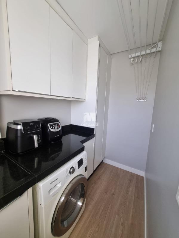 Apartamento à venda no bairro Centro I: 