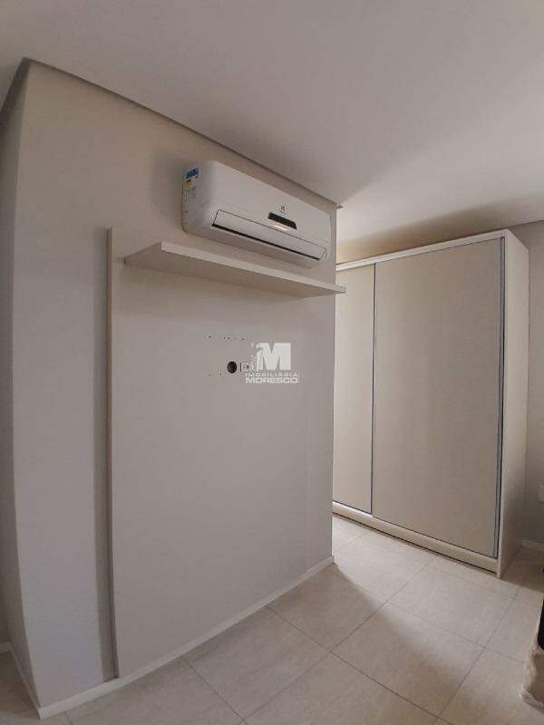 Flat à venda no bairro Santa Terezinha: 